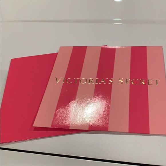 Victoria secret box 📦 - Picture 1 of 4